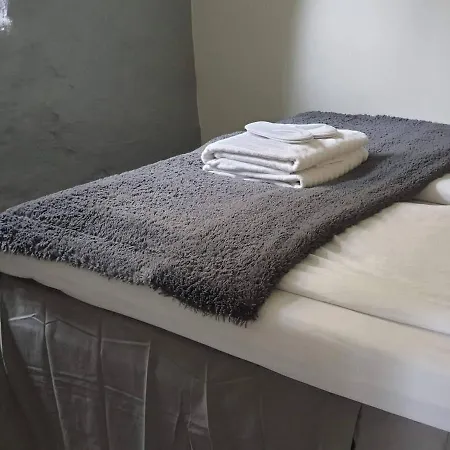 Apartment Remarkable 2-bed Ap Next To Central Station