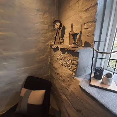 Remarkable 2-bed Ap Next To Central Station